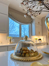 Cargar imagen en el visor de la galería, Marble & Gold Cake Dome