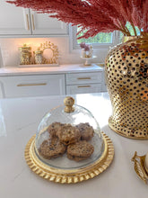 Cargar imagen en el visor de la galería, Marble & Gold Cake Dome