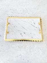 Cargar imagen en el visor de la galería, Marble tray Gold
