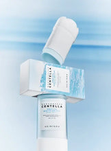 Cargar imagen en el visor de la galería, SKIN1004 Madagascar Centella Hyalu-Cica Silky-Fit Sun Stick
