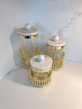 Cargar imagen en el visor de la galería, Glass Canisters with Gold Linear Details (3 Sizes)
